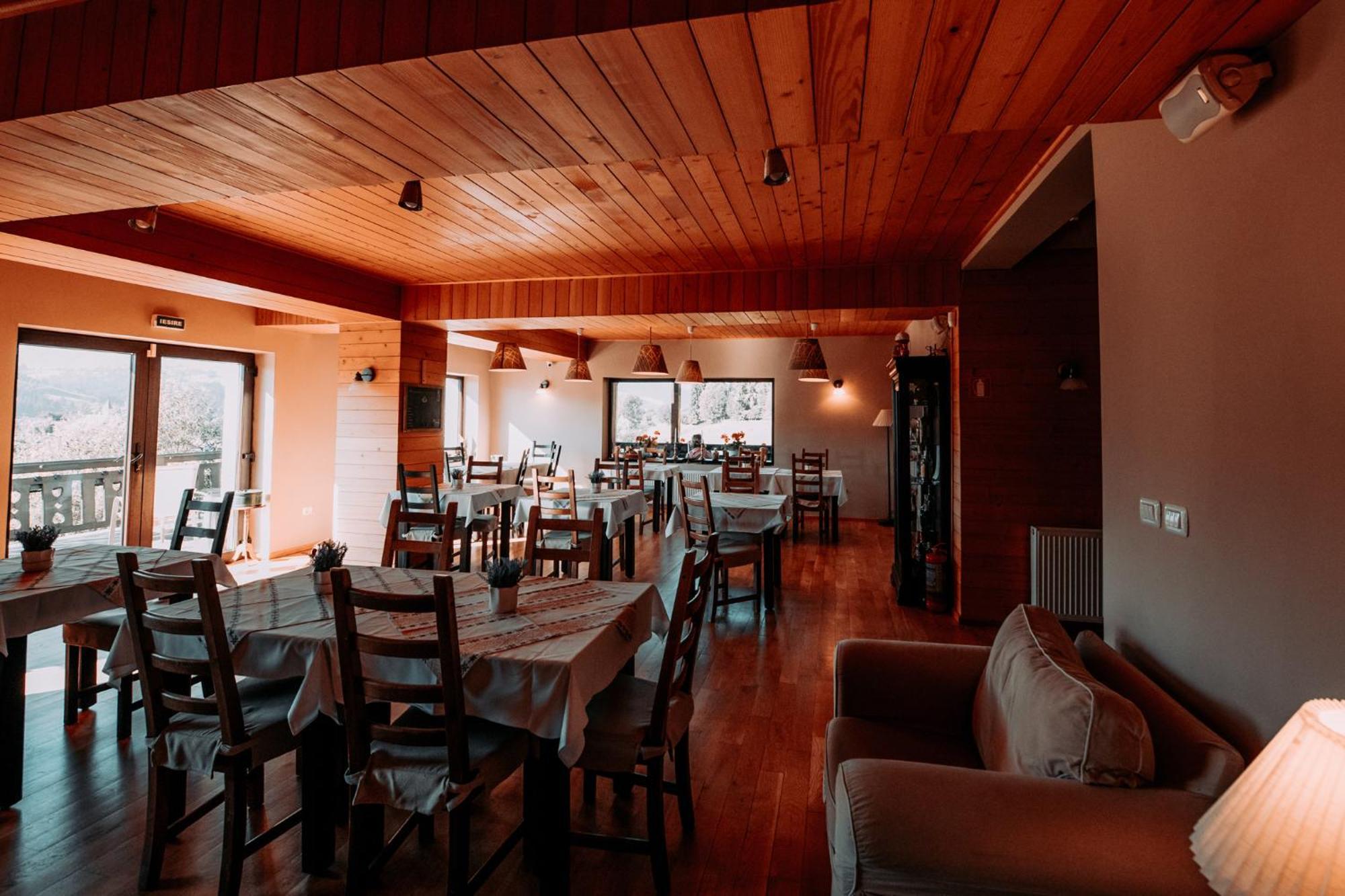 Bucovina Lodge Pension Vama  Exterior photo